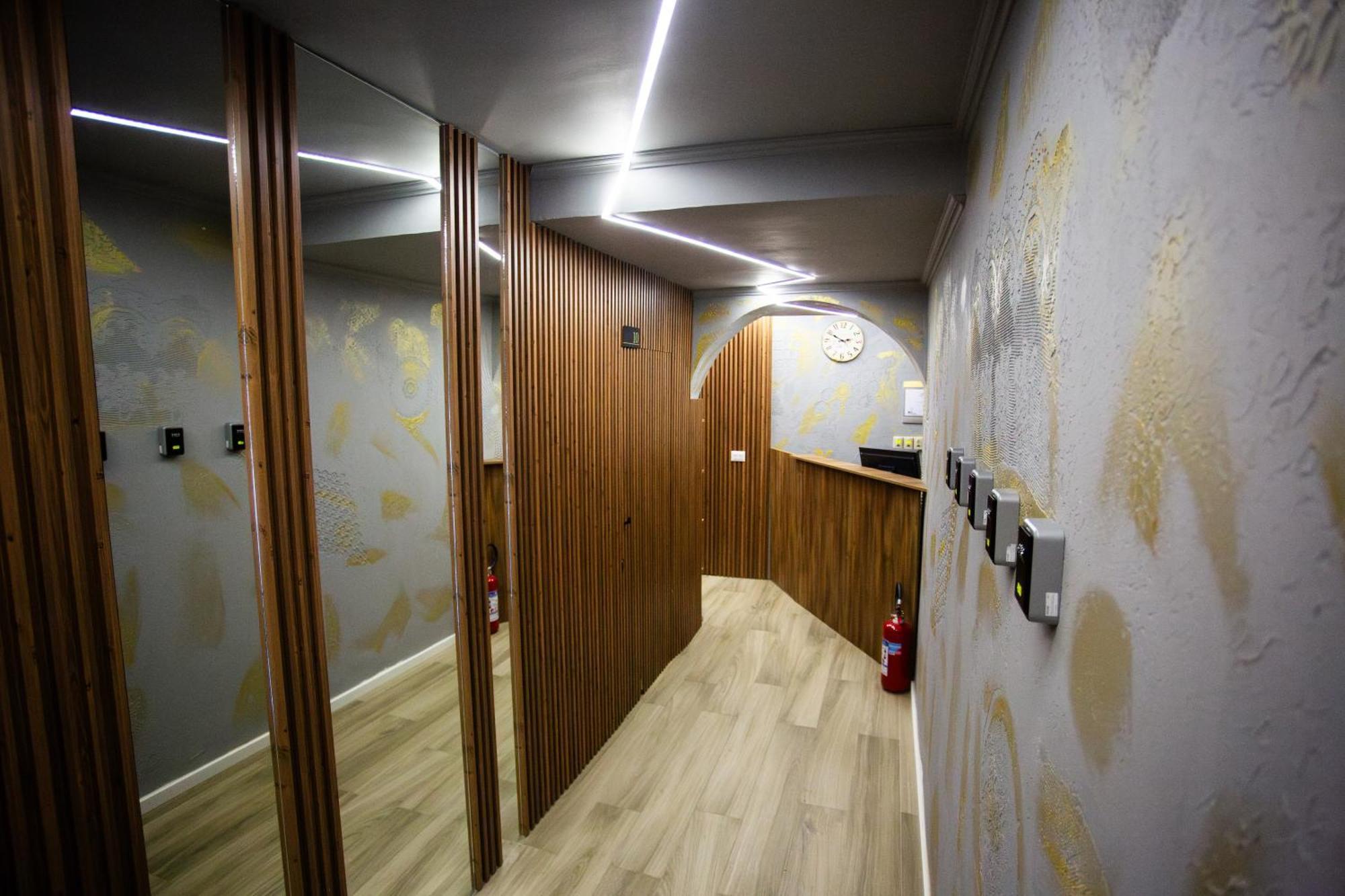 The Bubbles - Jacuzzi Hotel Tirana Exterior foto